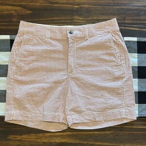 Old Navy everyday high rise shorts seersucker mauve white 4